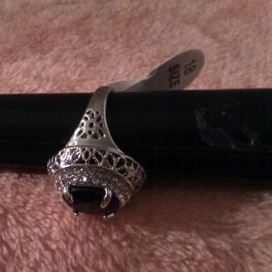 Blue Sapphire size 8 filagree ring